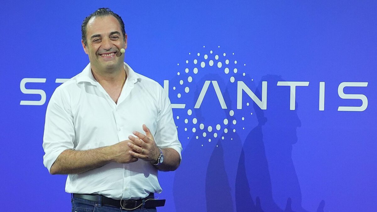 Volano «sberle» tra Stellantis e Byd su chi vende più veicoli in Germania
