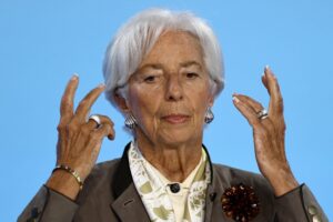 La Lagarde che aiuta Macron fa saltare l’asse franco-tedesco