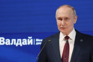 Putin: «Forze straniere a Kiev? Sono obiettivi»