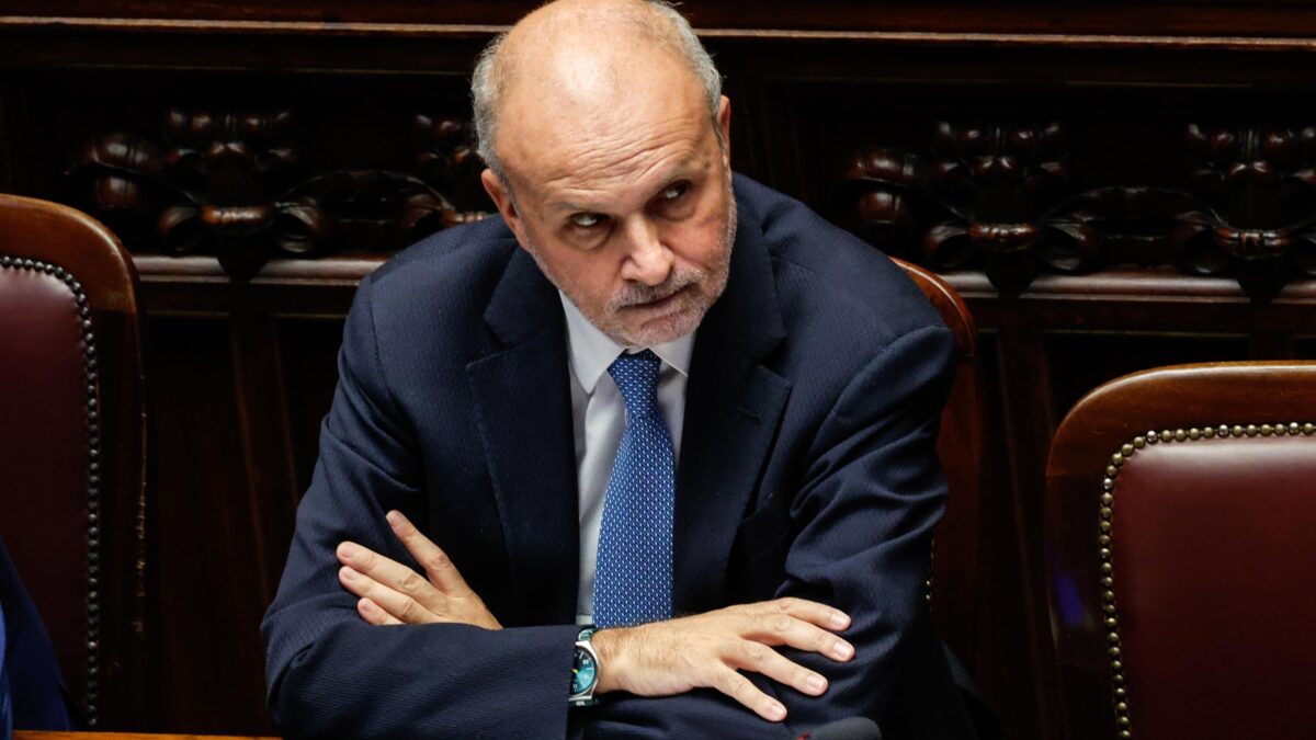 «La sanità non va politicizzata». Allora perché Schillaci fa ancora il ministro?