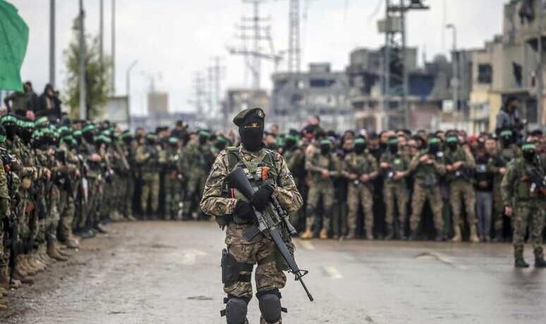 Hamas apre: «Pronti a discutere anche delle armi». Trump spinge per la pace