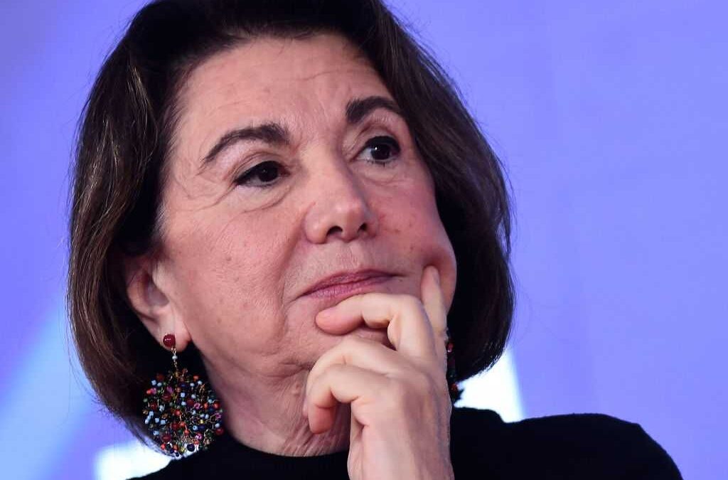 «Antisemitismo non solo a destra». Roccella dice l’ovvio la criticano