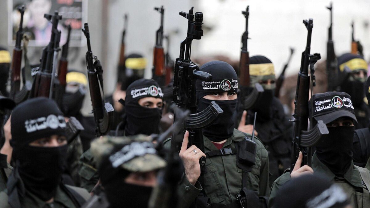 No al disarmo, sì alla milizia. Hamas non molla i fucili e mette a rischio la tregua