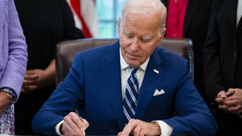 «Illegittime le grazie di Biden con l’autopen»