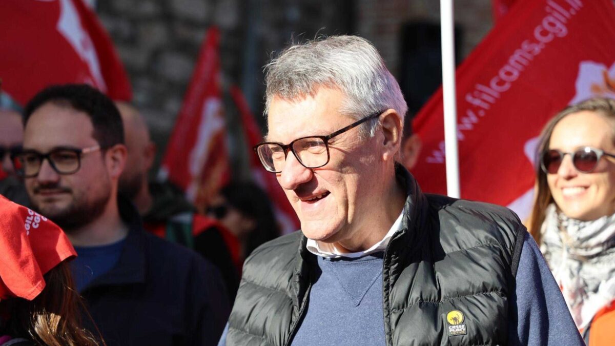 Signor Landini, lei ha tradito la sua missione