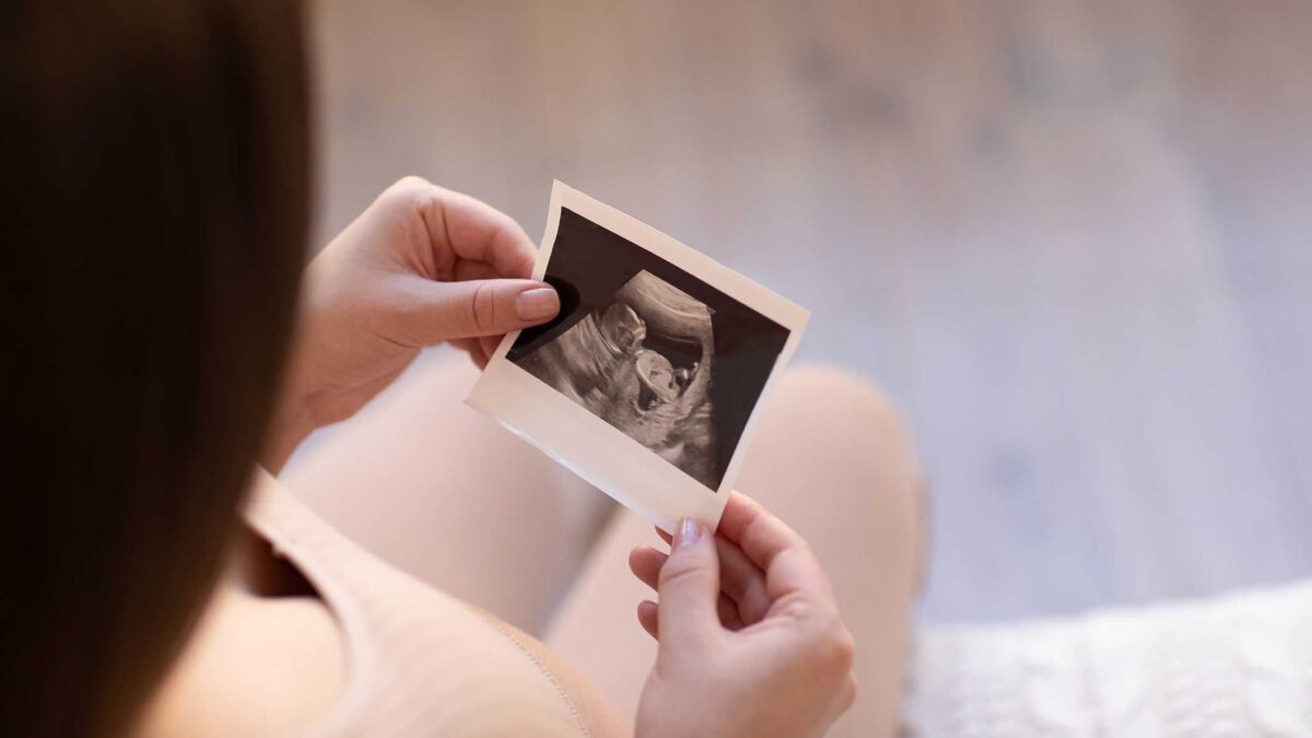 Il mondo spinge l’aborto e oscura i pro life