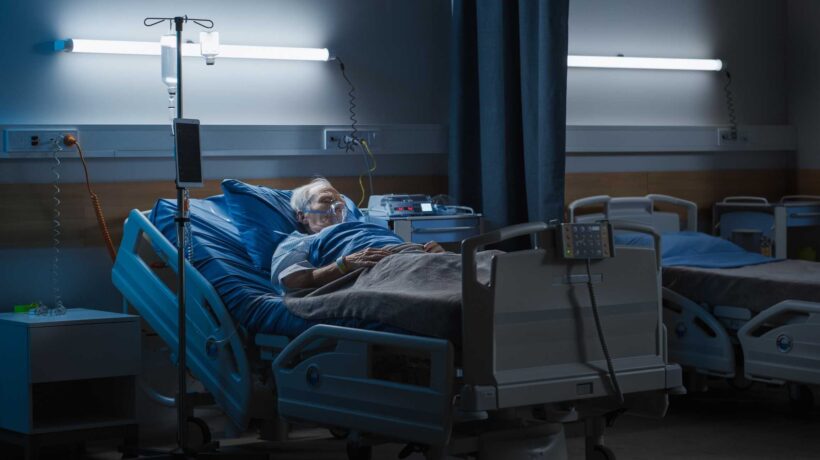 Non poté dire addio al marito morente durante la pandemia: Rsa condannata