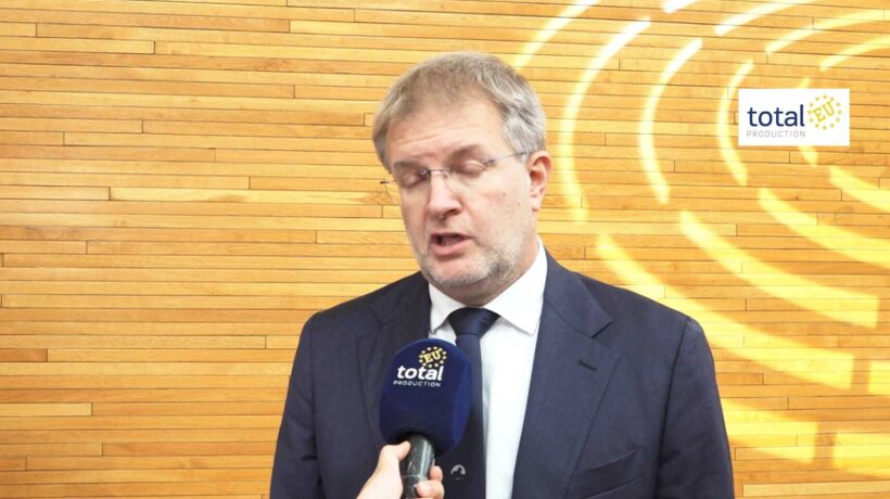 Fidanza: «E-car non è la soluzione. Le industrie lombarde con l’elettrico rischiano di chiudere»