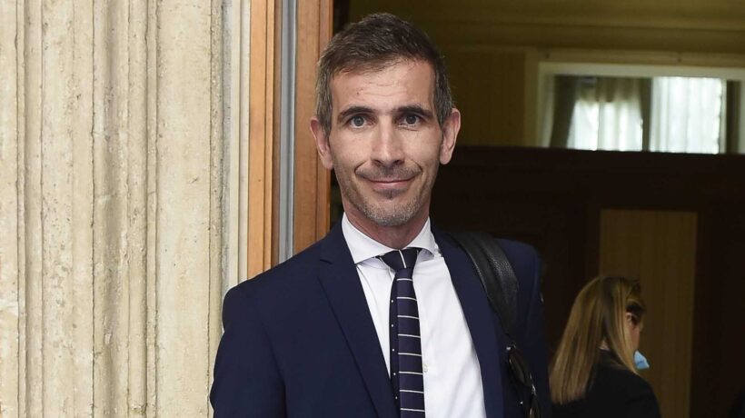 Commissione Covid, 15 sigle premono per le indagini su effetti avversi e vaccini