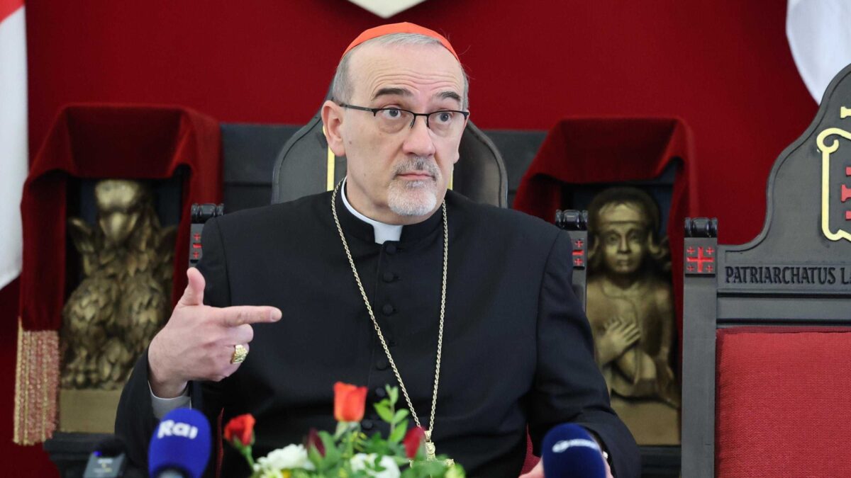 Pizzaballa scomunica la Flotilla: «Missione inutile, basta parlarne»