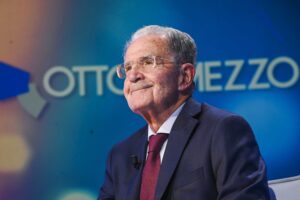 Prodi tira i capelli pure alla Schlein