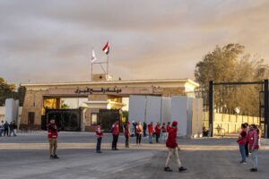 Ultimatum sugli ostaggi morti. La tregua di Gaza già scricchiola