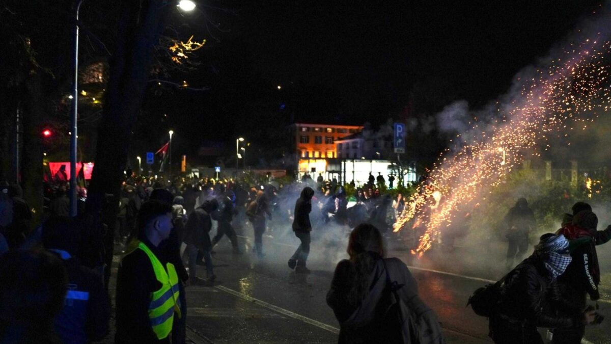 I pro Pal sono ancora più violenti: due arresti per gli scontri di Udine