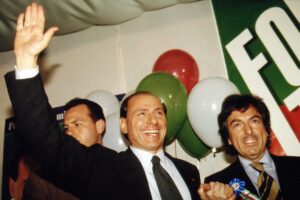 Anche la Bce riabilita Berlusconi. A Fininvest il 30% di Mediolanum