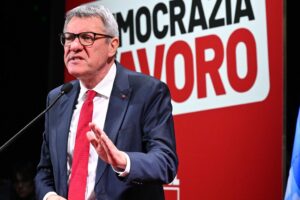 Landini recidivo: «La gente si rivolti»