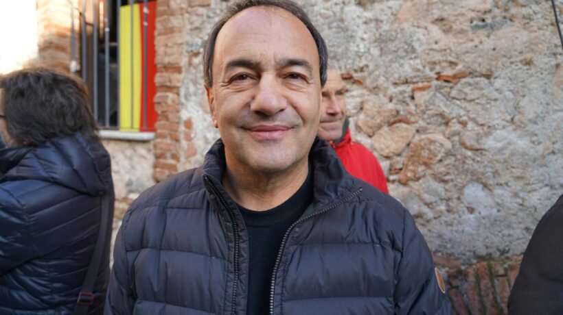 Il «modello Riace» arriva a Bruxelles. Peccato sia stato dichiarato fuorilegge