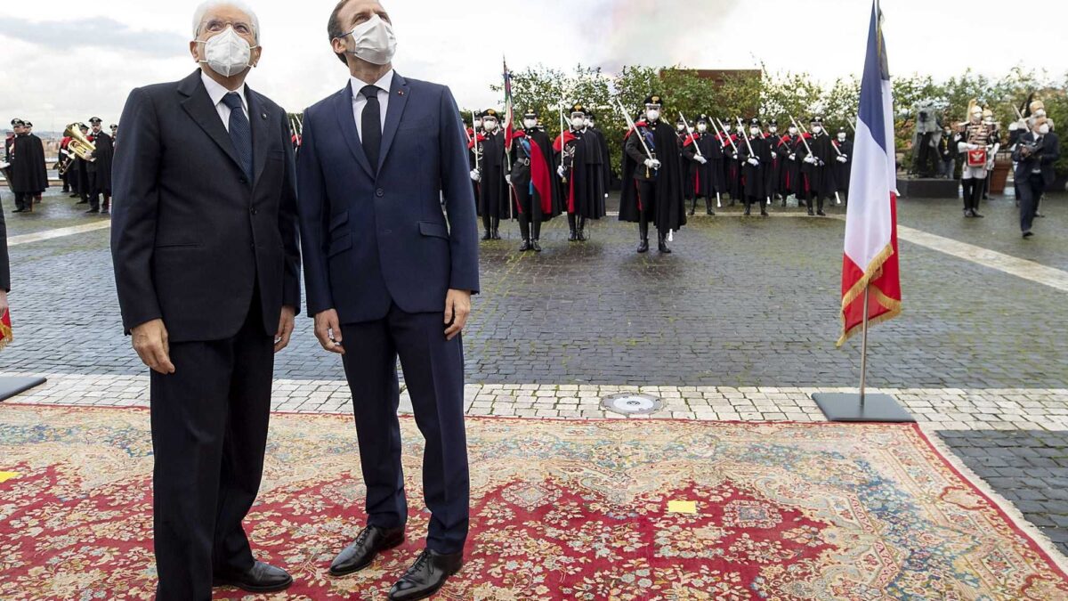 Con Garofani gran consigliere il Quirinale ci ha incatenati a Parigi