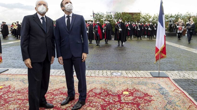 Con Garofani gran consigliere il Quirinale ci ha incatenati a Parigi