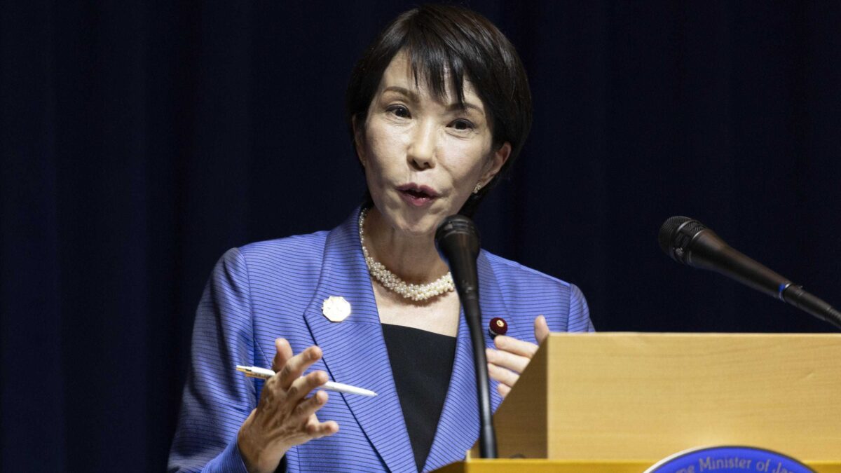 Il Dragone «sputa fuoco» su Tokyo