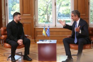 Zelensky a zonzo in Europaper chiedere i nostri soldi