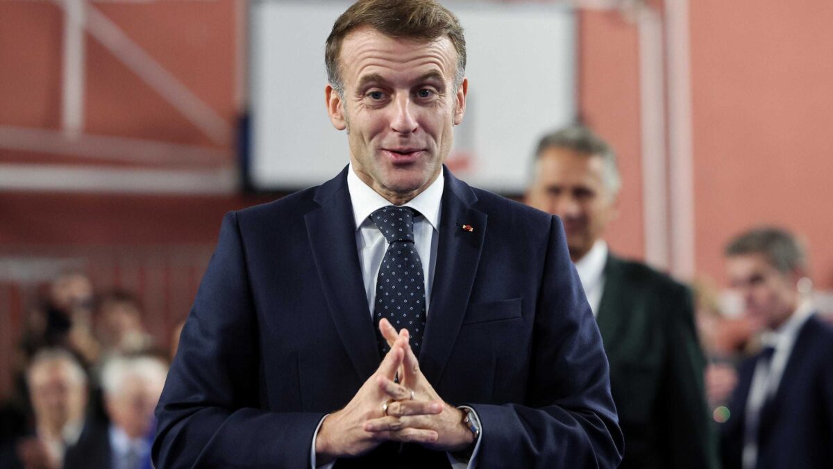 Francia in preda al delirio bellicista: «Accettate di perdere figli al fronte»