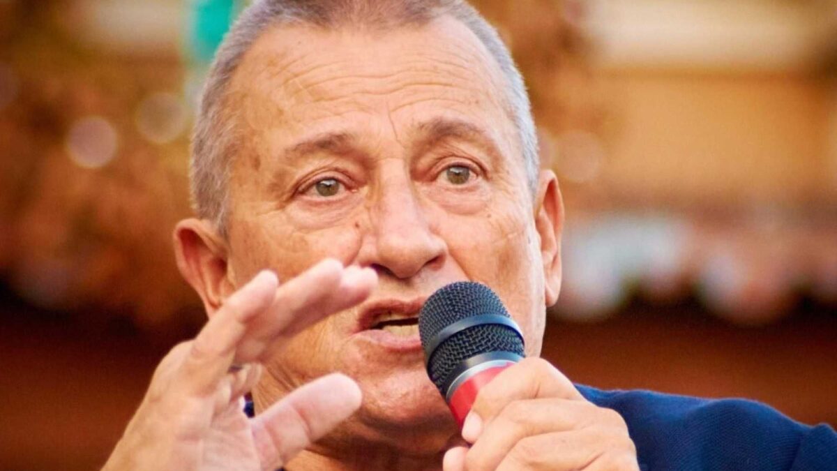 Riccardo Szumski: «Chiesi a Schillaci di aprire ambulatori per i danneggiati. Non ha mai risposto»