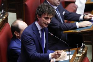 Fratelli d’Italia va al contrattacco: «Ora il Pd chieda scusa a Bignami»