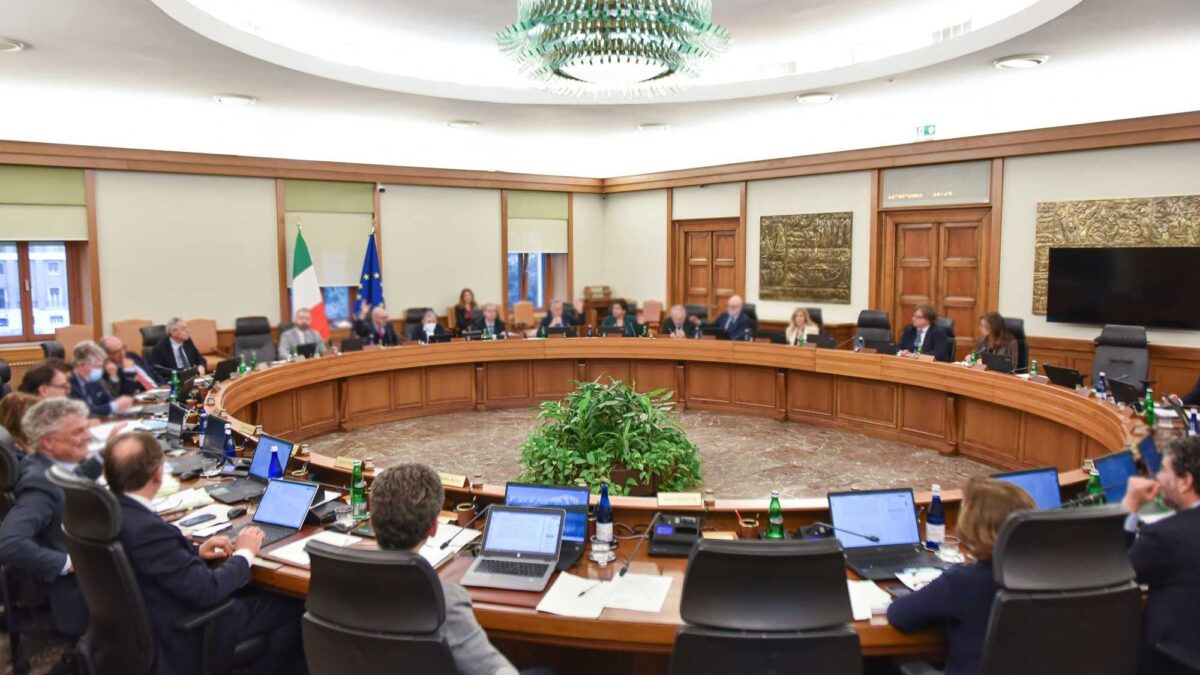 I giudici vogliono imporci come vivere. E se li contrasti commetti lesa maestà