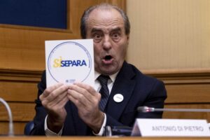 Di Pietro guida il Comitato del «Sì»
