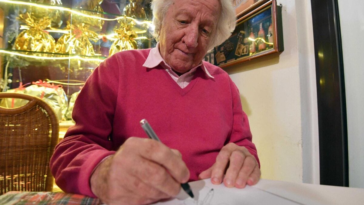 Addio a Giorgio Forattini, artista maestro della satira: «I migliori comunisti sono i ricchi»