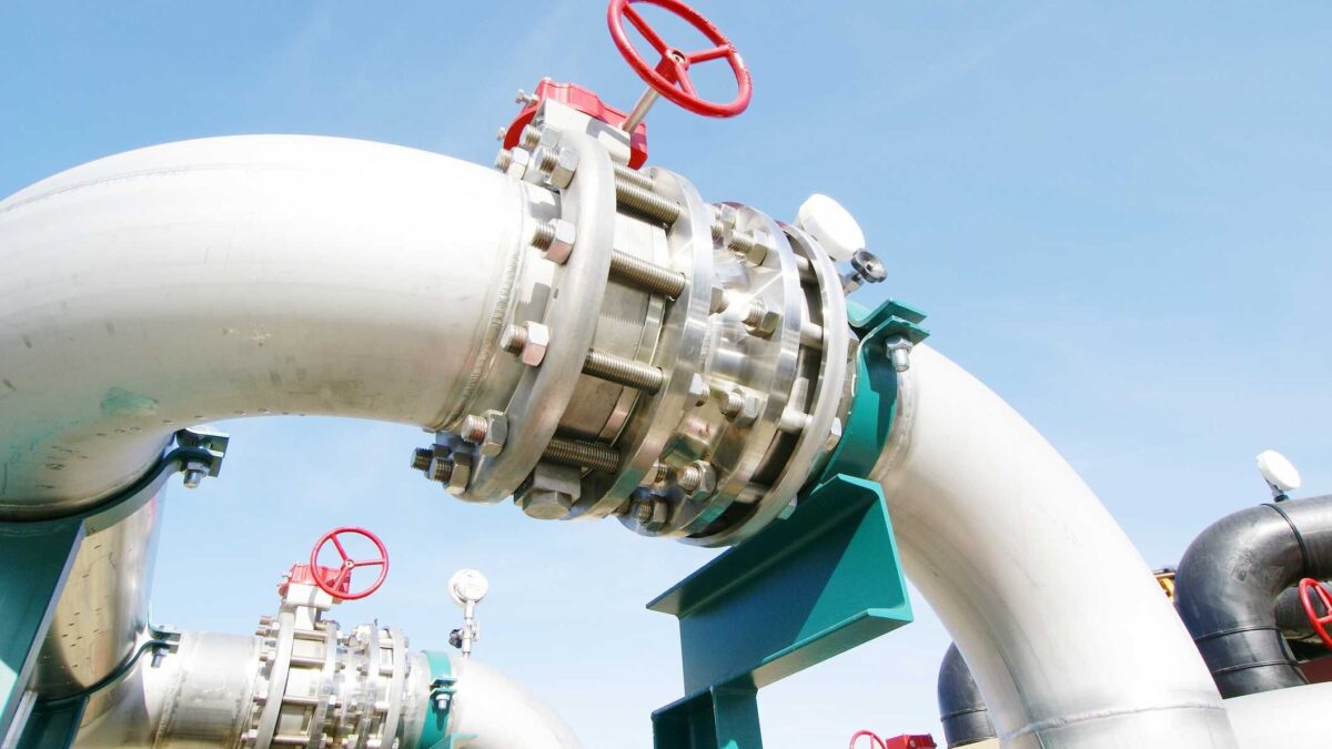 Veto del governo sull’eurotassa energetica