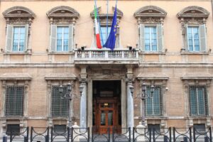 Per i ceti bassi 500 euro in più in busta paga