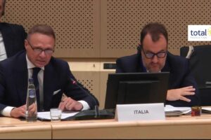 Pac, Lollobrigida: «Rivedere il pacchetto normativo, risorse per l’agricoltura insufficienti»
