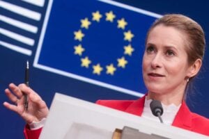 Contro Mosca l’Ue arruola pure i monumenti