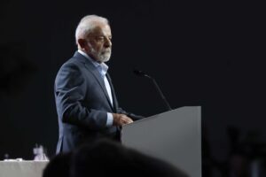 Pure Lula si scopre fan del fossile