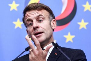 Parigi senza bilancio, promozione per Roma