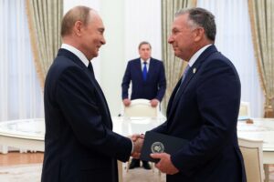 Trappolone per sabotare la pace. «Cacciate Witkoff: aiutava Putin»