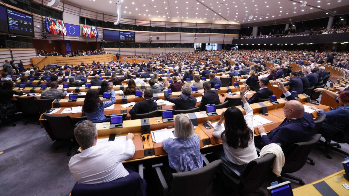 Il centrodestra Ue frega le sinistre. Purgata la norma green anti imprese