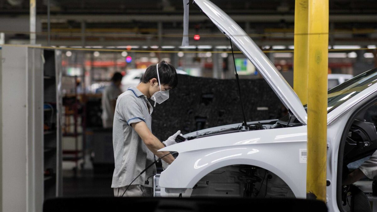 L’auto tedesca lascia l’Ue e trasloca in Cina