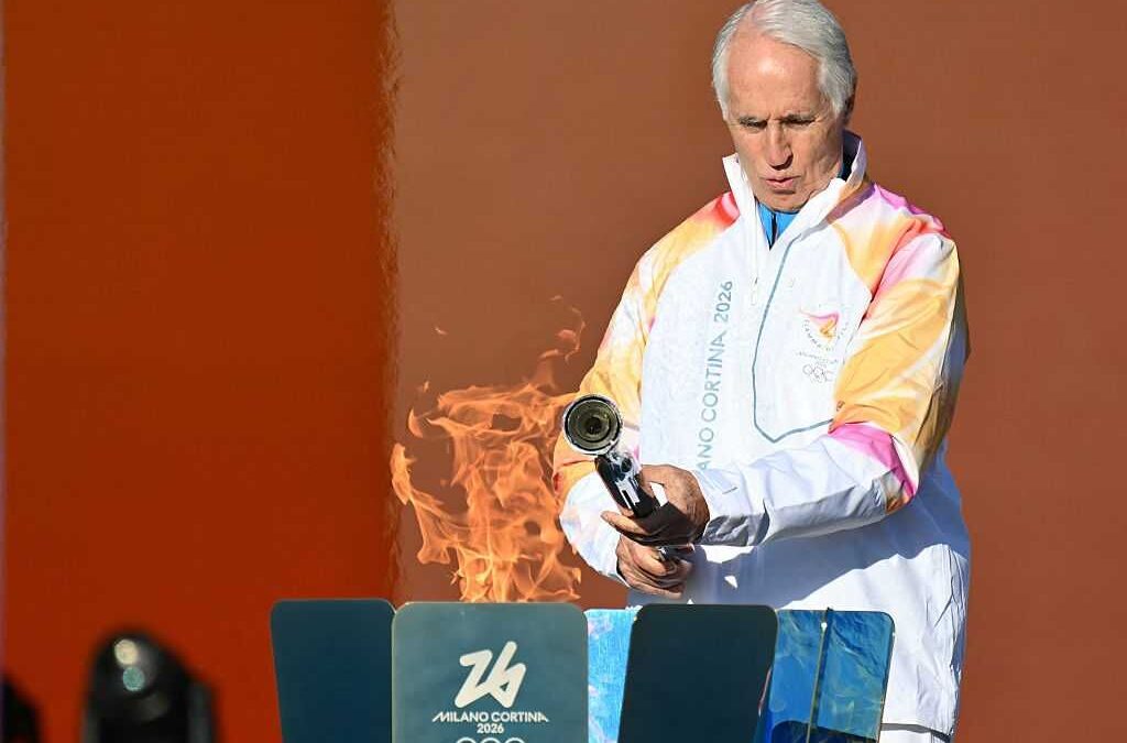 A Napoli per Natale, il nuovo anno a Bari. Il viaggio della Fiamma Olimpica