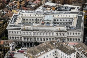 L’Europa vuole l’oro degli italiani