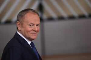 Gli eurogiudici stangano la Polonia perché difende la sua Costituzione