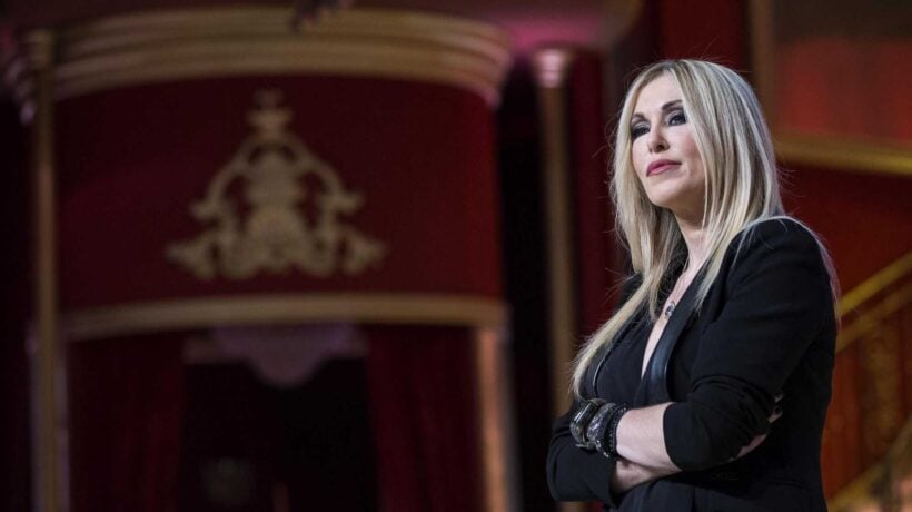 Roberta Bruzzone: «Vi seduce e poi vi controlla. Così funziona un narcisista»