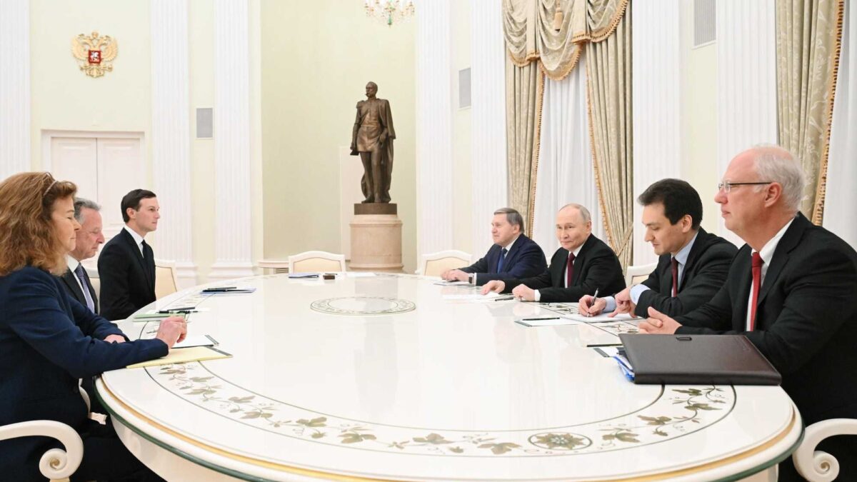 Putin tratta con Witkoff e avverte l’Europa: «Se vuole la guerra noi siamo pronti»
