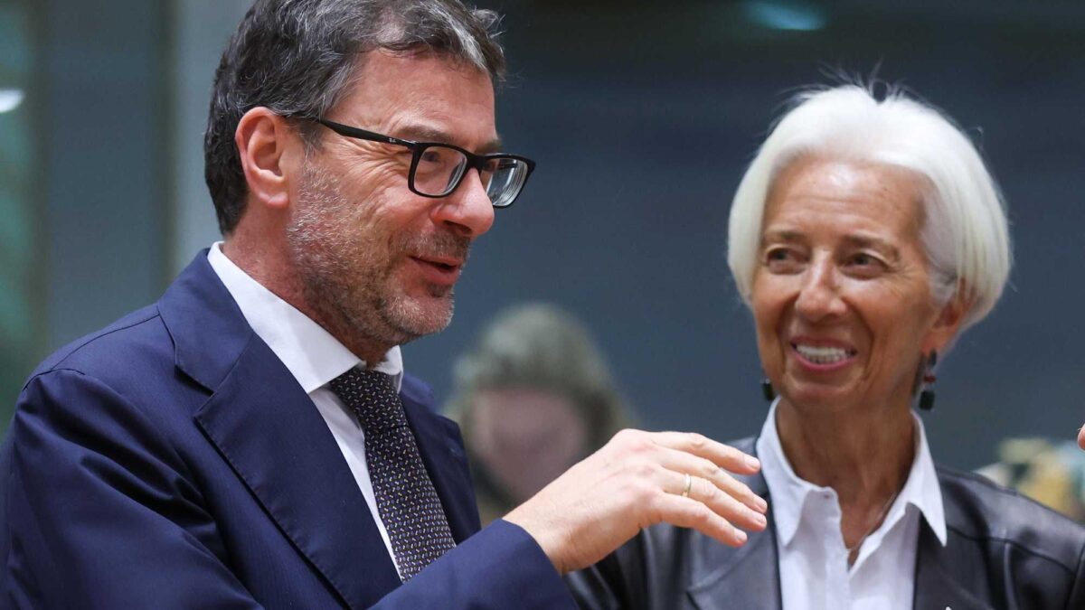 Giorgetti rassicura Lagarde sull’oro: non uscirà dai caveau di Bankitalia