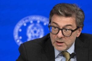 Fratelli d’Italia smonta le fake news: «Nessun conflitto con i Trattati»