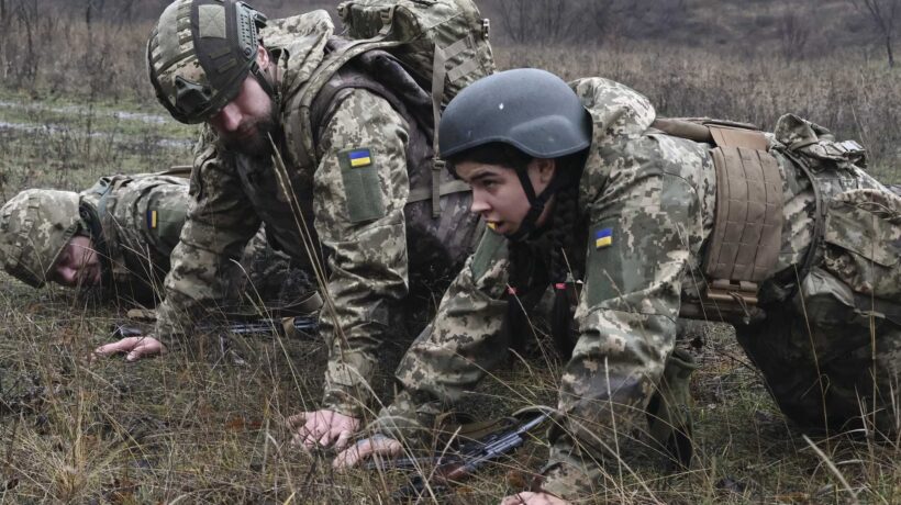 Ucraina, i soldati tedeschi tornano in Polonia mentre i russi avanzano nel Donetsk
