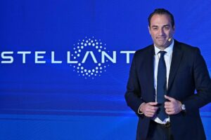 Stellantis pensa di mollare l’Ue