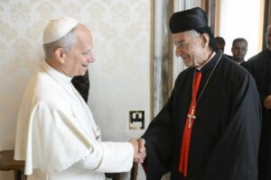 Giallo sulla presunta frase rivolta alla Curia: «Culatt… tutti insieme»