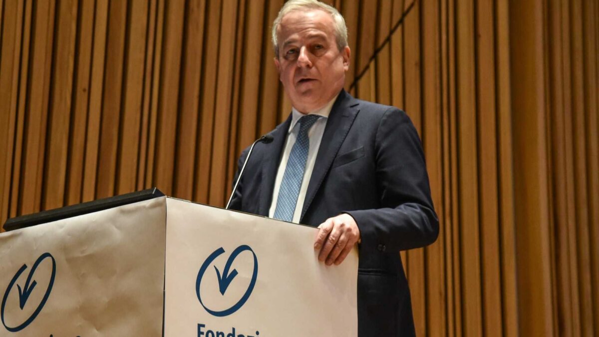 Locatelli nega l’evidenza sui verbali del Cts